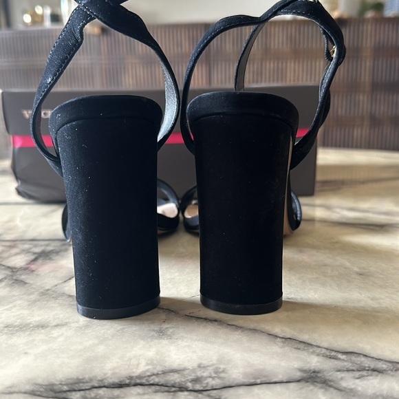 Vince Camuto Black Heels - Picture 5 of 10